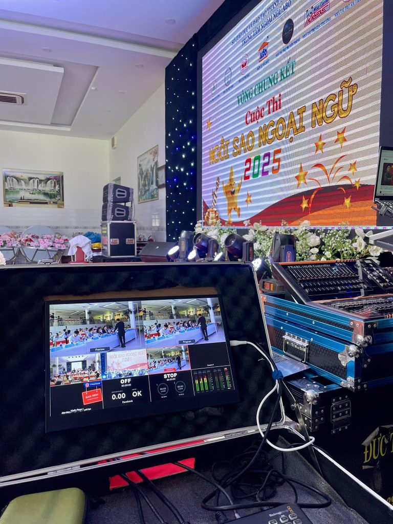 Xứ Quảng Media trang bị đầy đủ trang thiết bị hiện đại cho mỗi phiên Livestream